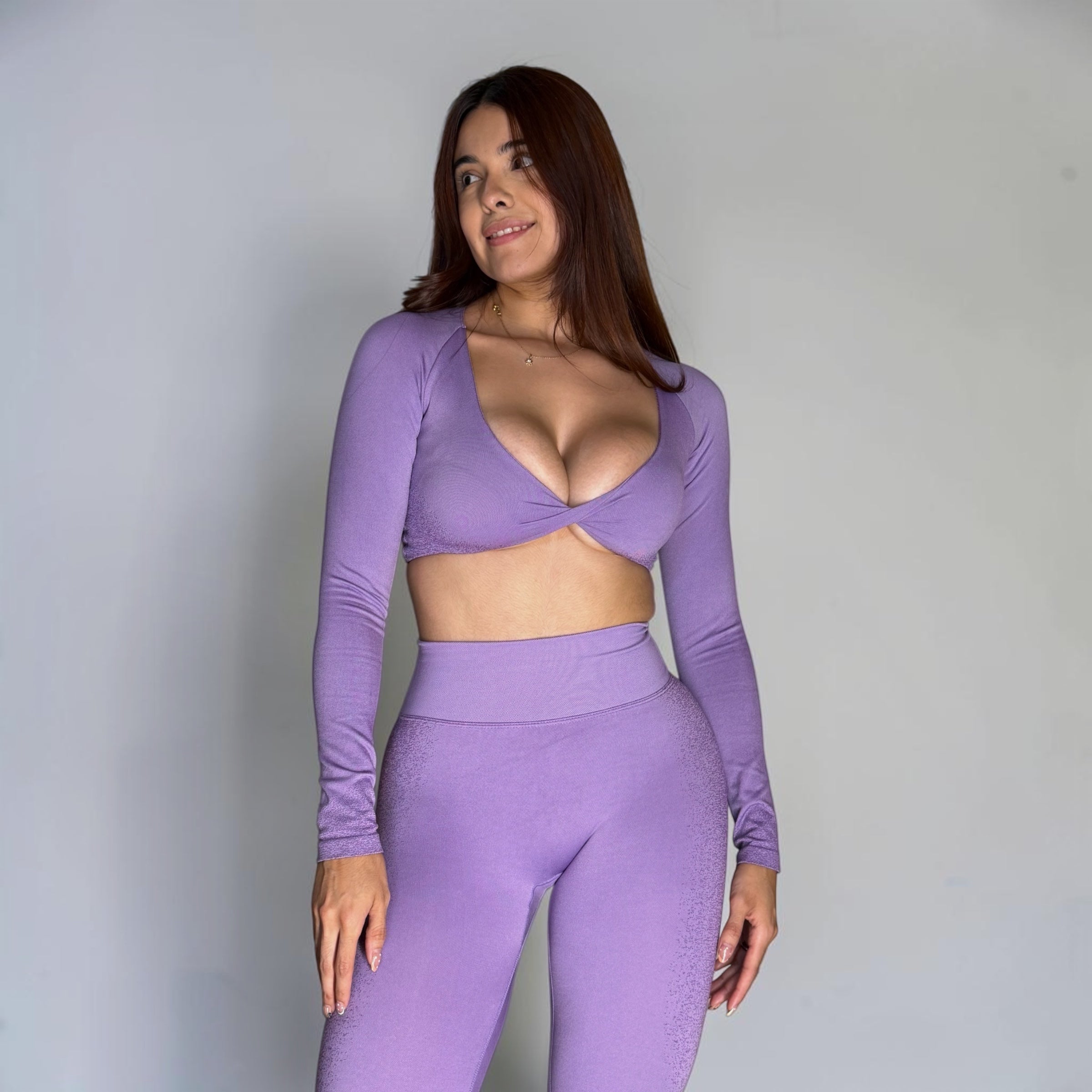 Elements V-cut Long Sleeve